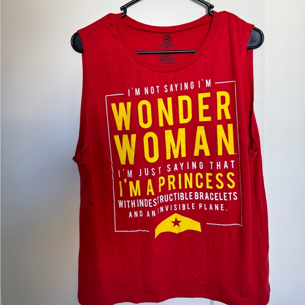 cute size L wonder woman graphic tank
